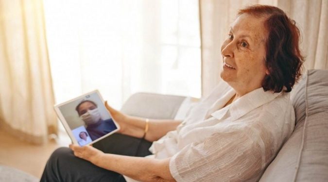 Pandemia abre caminho para a inovação, e telessaúde vira solução para brasileiros Pandemia abre caminho para a inovação, e telessaúde vira solução para brasileiros