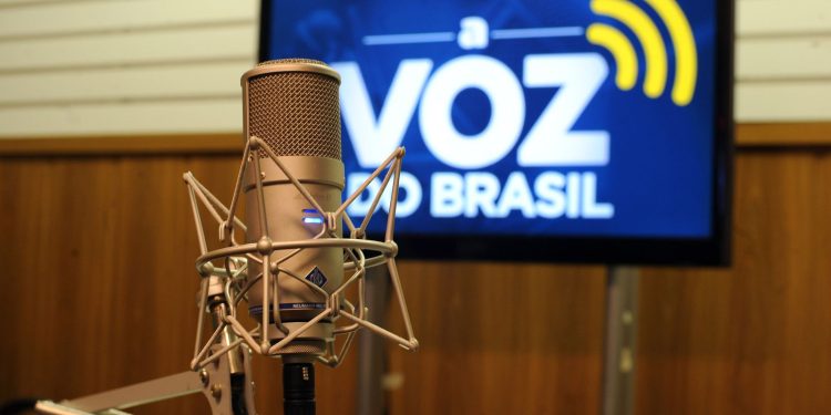 Definida flexibilização ou dispensa de transmissão de A Voz do Brasil Definida flexibilização ou dispensa de transmissão de A Voz do Brasil