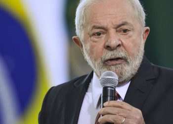 Lula se solidariza com vítimas de terremoto na Turquia e Síria
